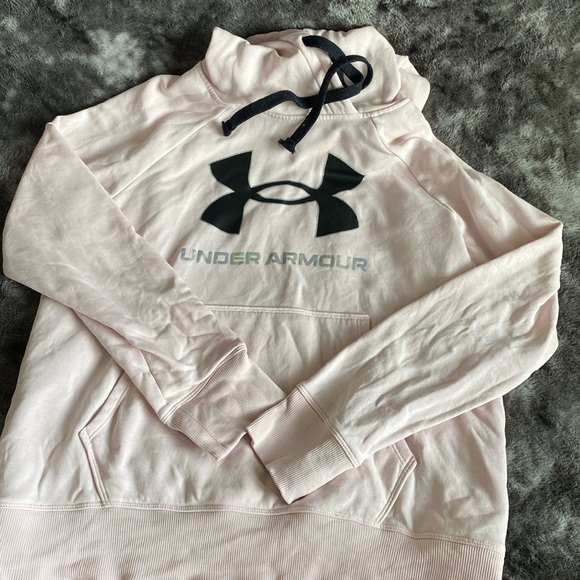 Under Armour Jackets & Blazers - Under Armour Loose Fit XS Hoodie Sweatshirt Pale Pink with Black & Silver Logo